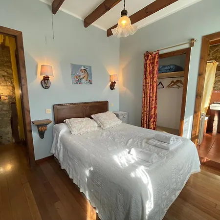 Rurales Pena Crespa * Tresvilla