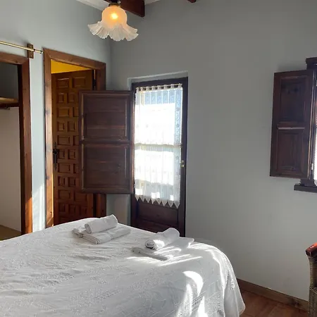 Rurales Pena Crespa Tatil Evi Tresvilla